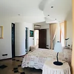 Dimora Mariadina 度假居 佩斯基奇